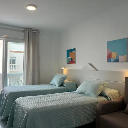 Apartamentos Guaquin Torremolinos Exterior photo